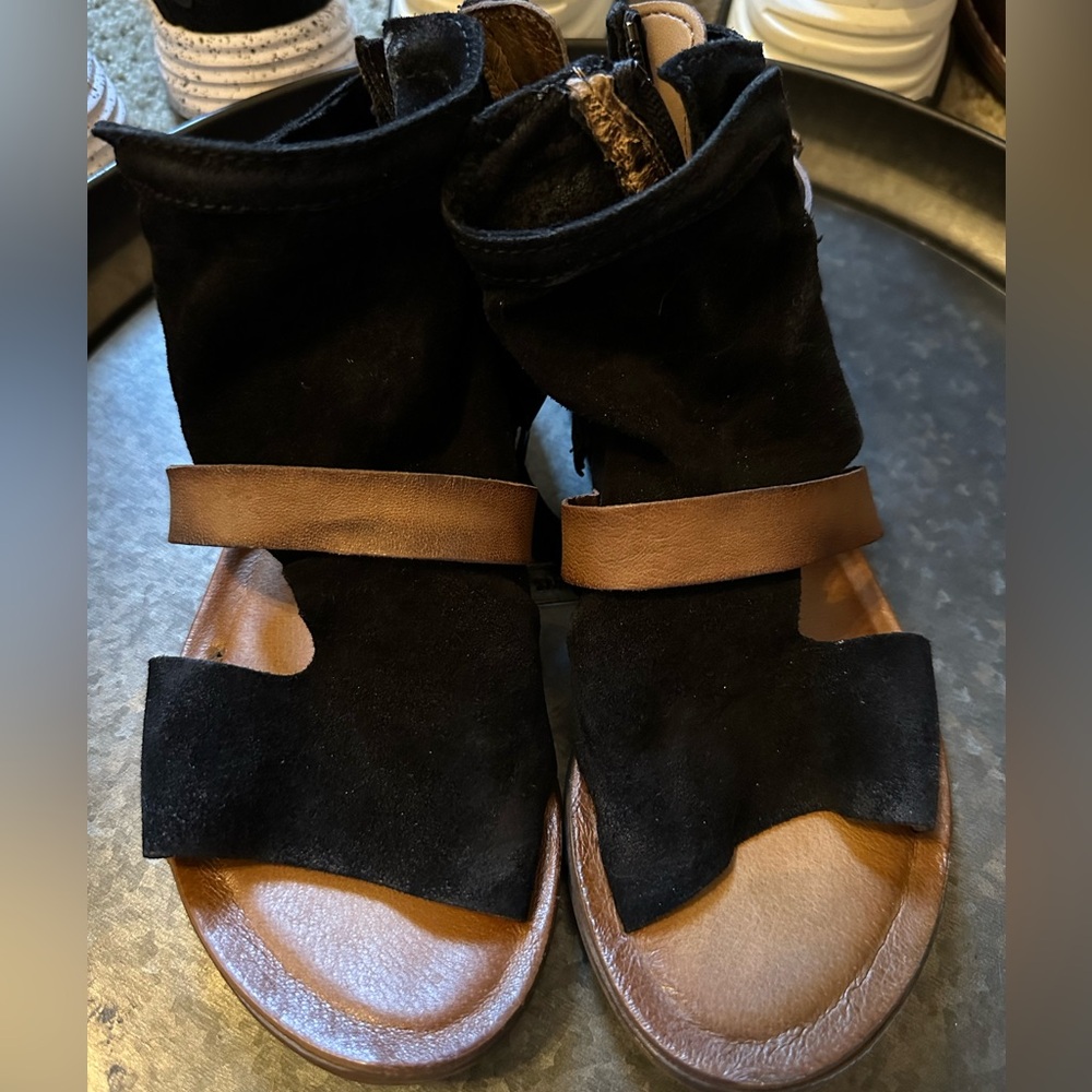 Miz Mooz Sandal 6